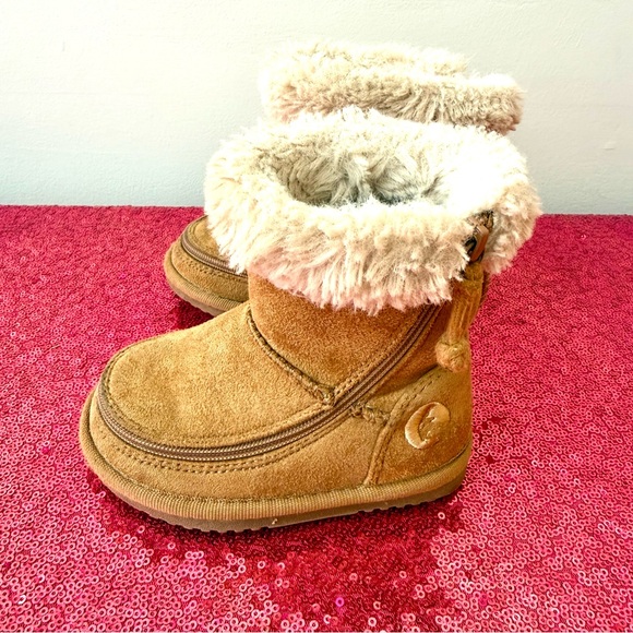 🐌Billy Footwear Cozy II Toddler Faux Fur Zip Boots 6W - Picture 2 of 7